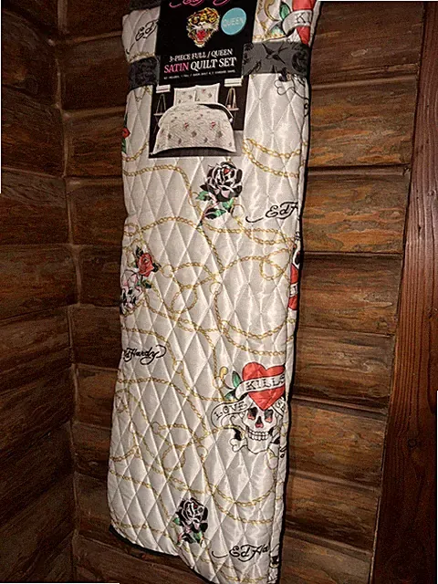 Ed Hardy 3pc Full/Queen Quilt Set White Skull & Flowers Y2K NWT