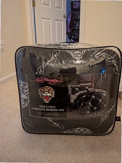 ED HARDY 8pc Tiger King comfort, Skull sheets, decor pillow Complete Bed Set NWT