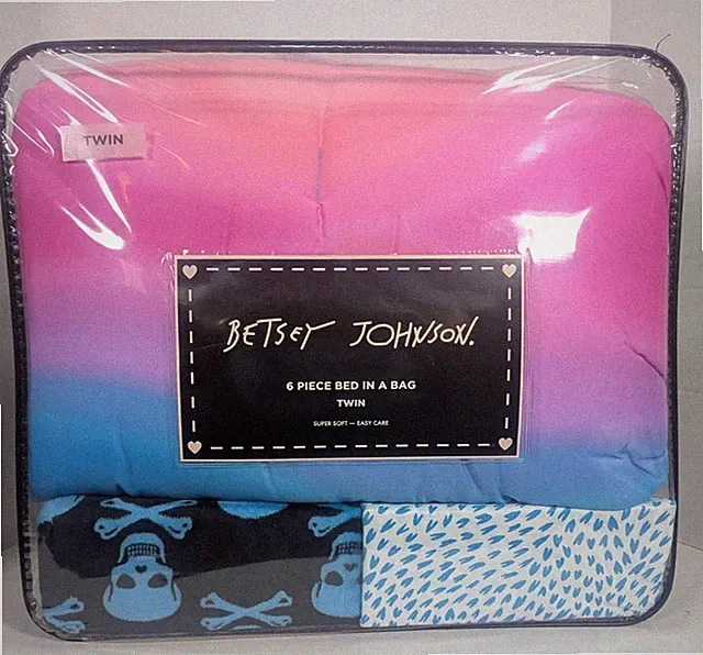 NEW Betsey Johnson 6-Piece TWIN Comforter Set SKULLS – Super Soft & Cozy